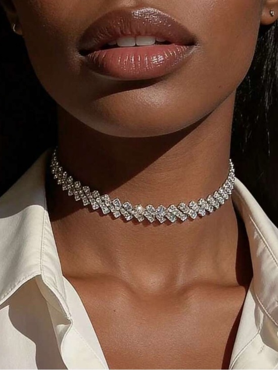 Jewelry - New Vintage Style Crystal Rhinestone Choker Necklace